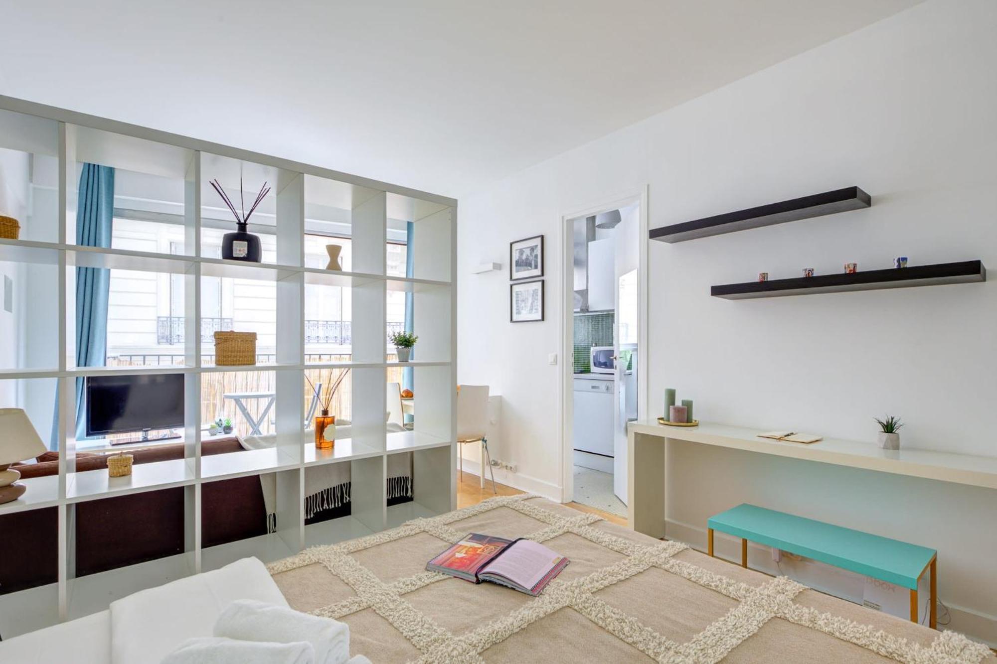 St Germain & Le Bon Marche With Balcony - Cityapartmentstay Παρίσι Εξωτερικό φωτογραφία